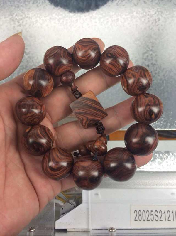海南黃花梨當(dāng)前價(jià)格全面指南，最新行情解析與深度解讀