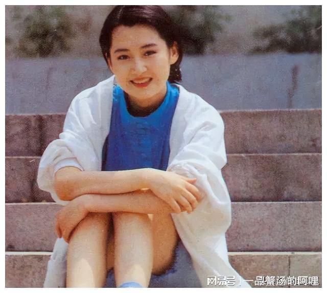 重磅推出，演員楊青科技新品，引領(lǐng)未來生活新潮流！