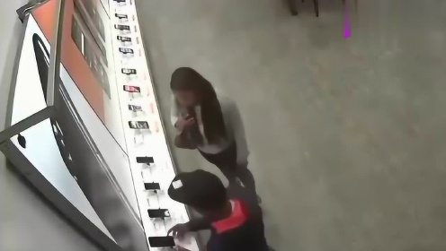 高科技產(chǎn)品的革新之旅，體驗(yàn)未來(lái)科技生活的狠偷偷最新之旅
