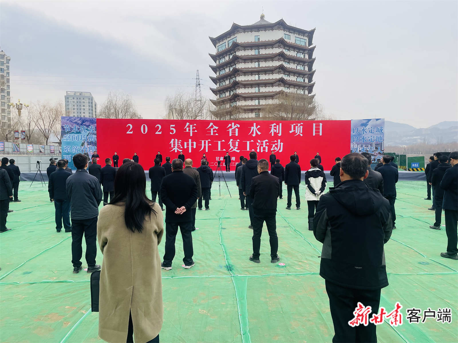 甘肅復(fù)工最新動態(tài)，自然美景探索之旅，重拾內(nèi)心平靜