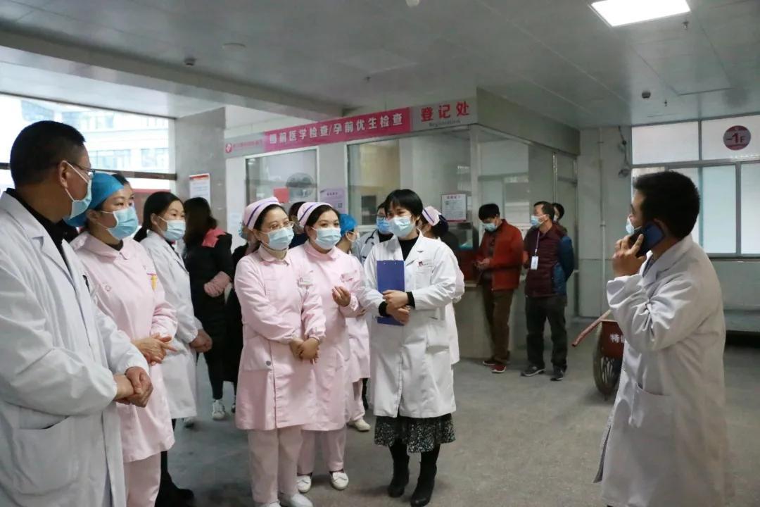 肺炎最新人員動態(tài)，變化帶來力量，學習鑄就自信與成就成就之路